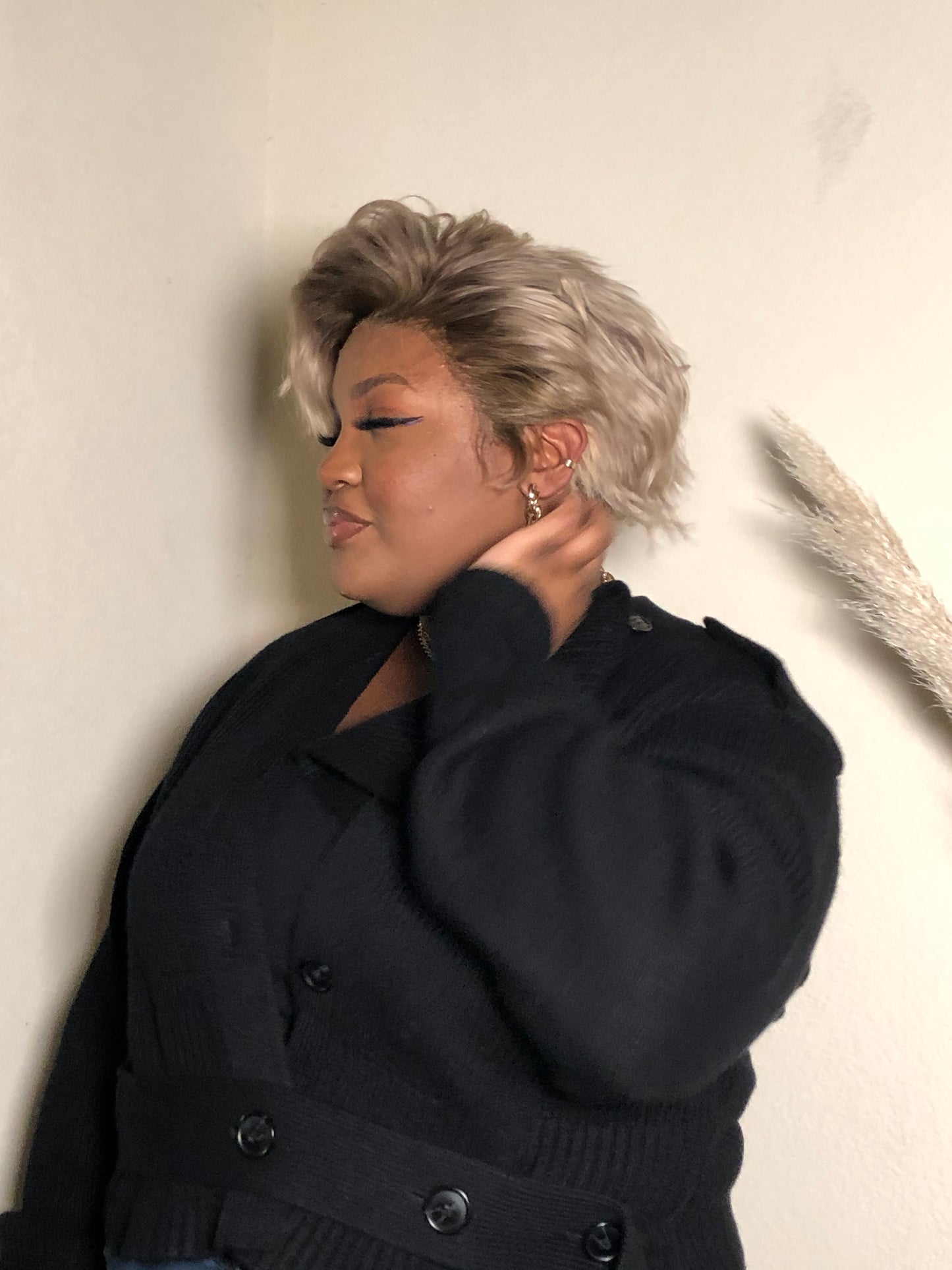 Blonde "Long Pixie" Unit